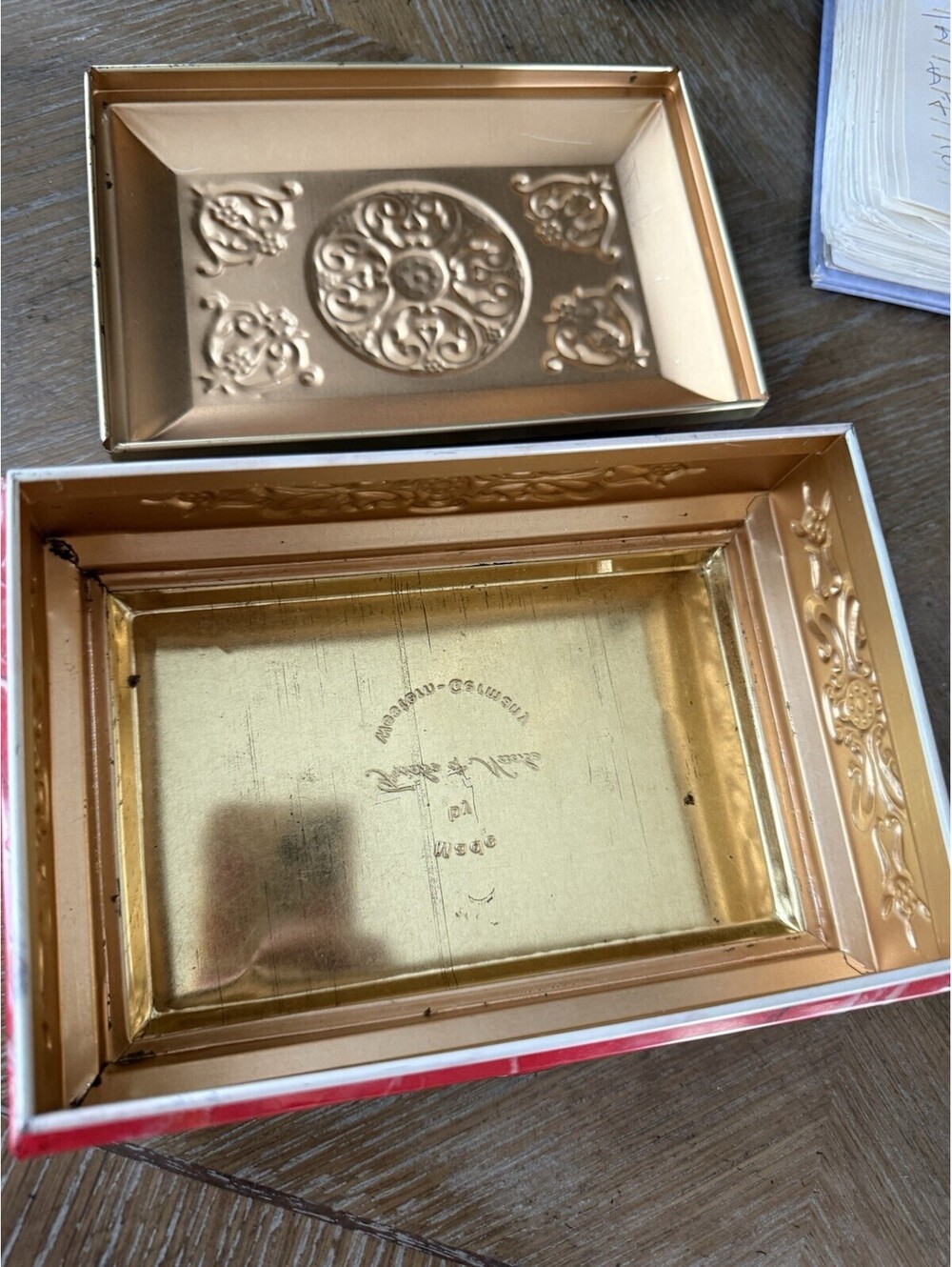 Frick & Nacke Rectangular Footed Tin With Lid Germany - Picture 6 of 7